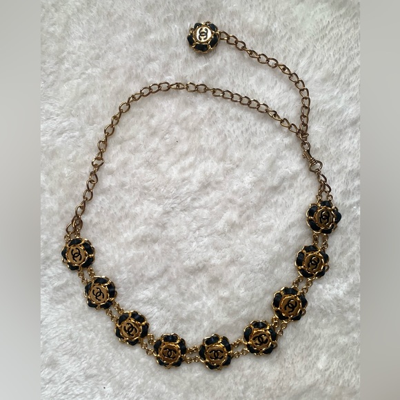 Chanel gold plated CC gold medallions with woven lamb leather chain belt - Picture 3 of 12